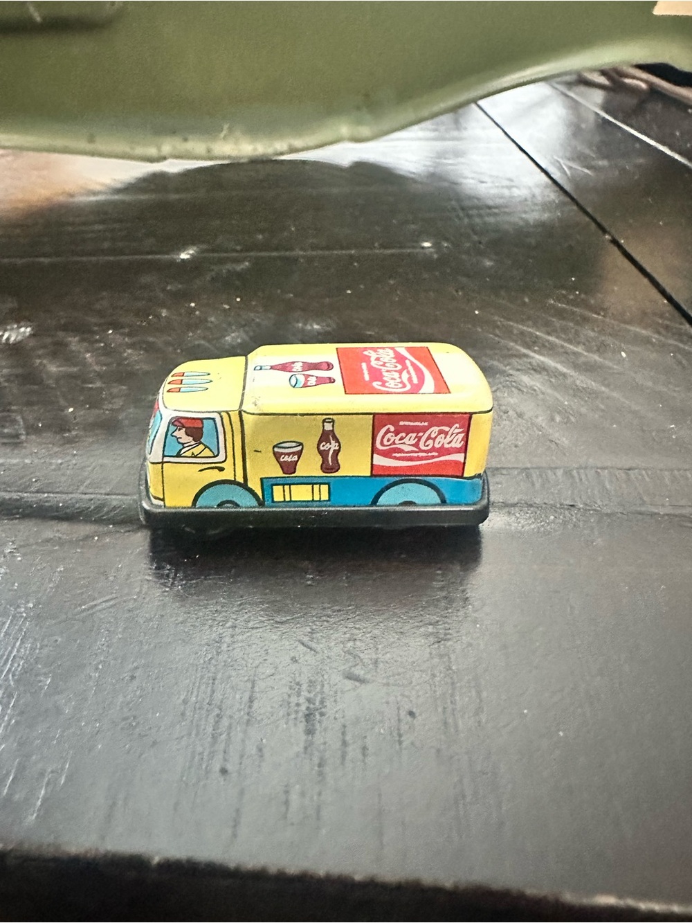 Collectors Coca Cola Yellow and Blue Tin Soda Delivery Truck